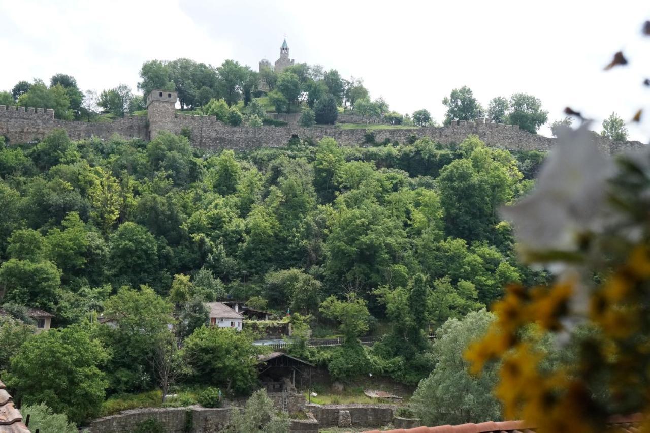 Home With The Veranda Veliko Turnovo Bagian luar foto